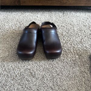 Dansko Women's Brown Leather Mules